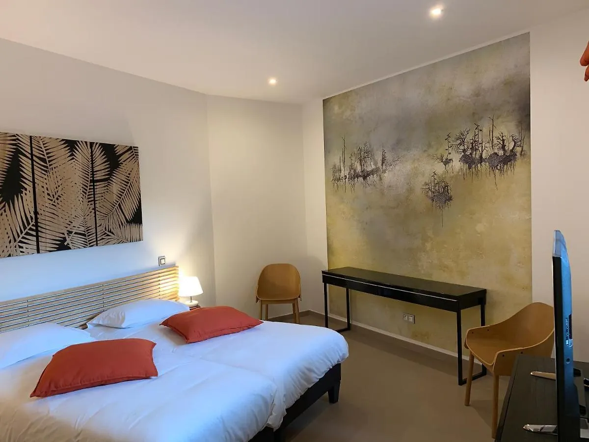 Appartement Regard-Sur-Mer 165M2 4Ch Vue Mer Piscine Carqueiranne
