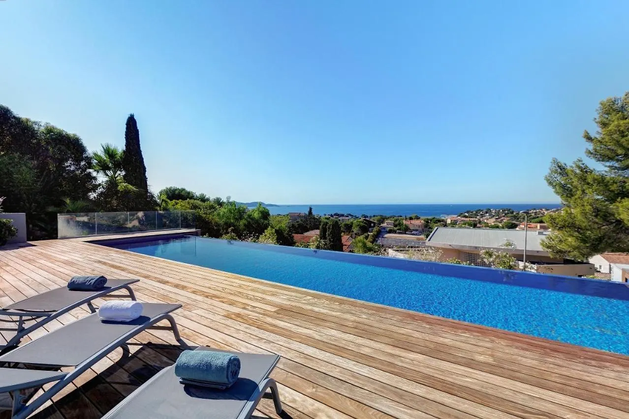 Appartement Regard-Sur-Mer 165M2 4Ch Vue Mer Piscine Carqueiranne 0*,  France